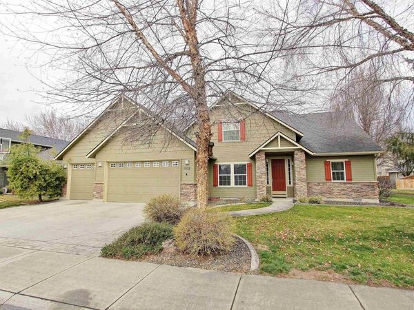 1038 W Yosemite Dr, Meridian, ID 83646