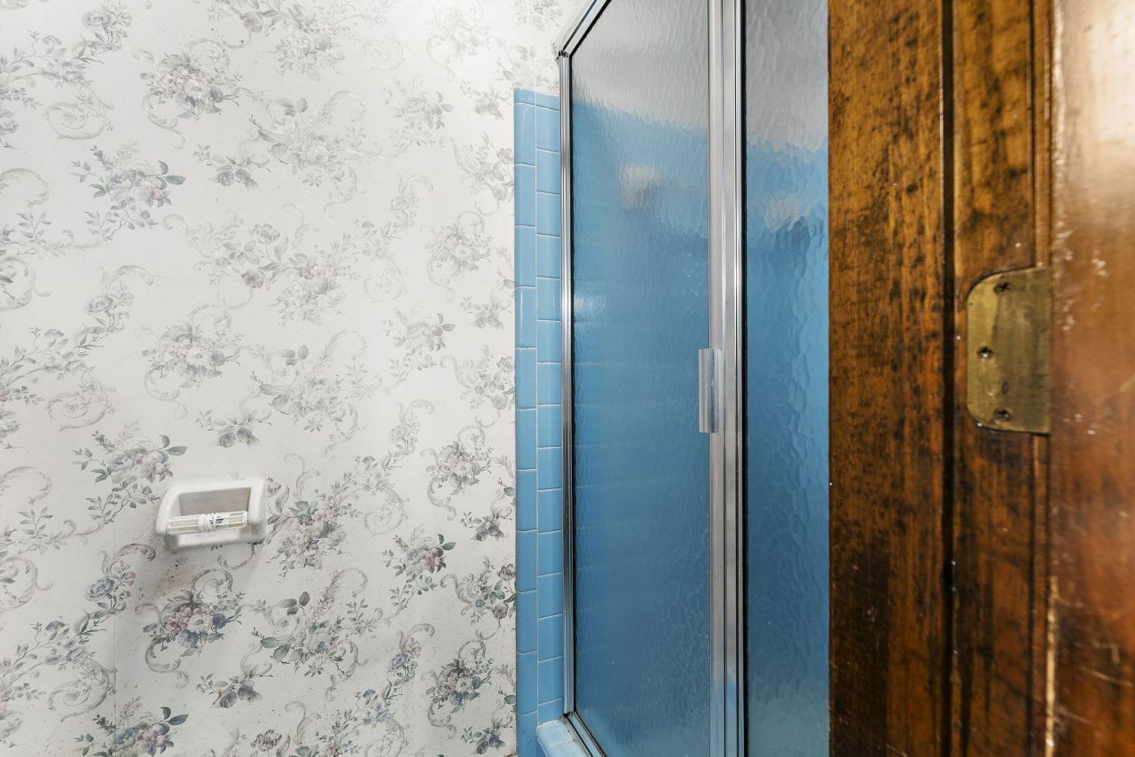 100 Flicker Lane Photo 24