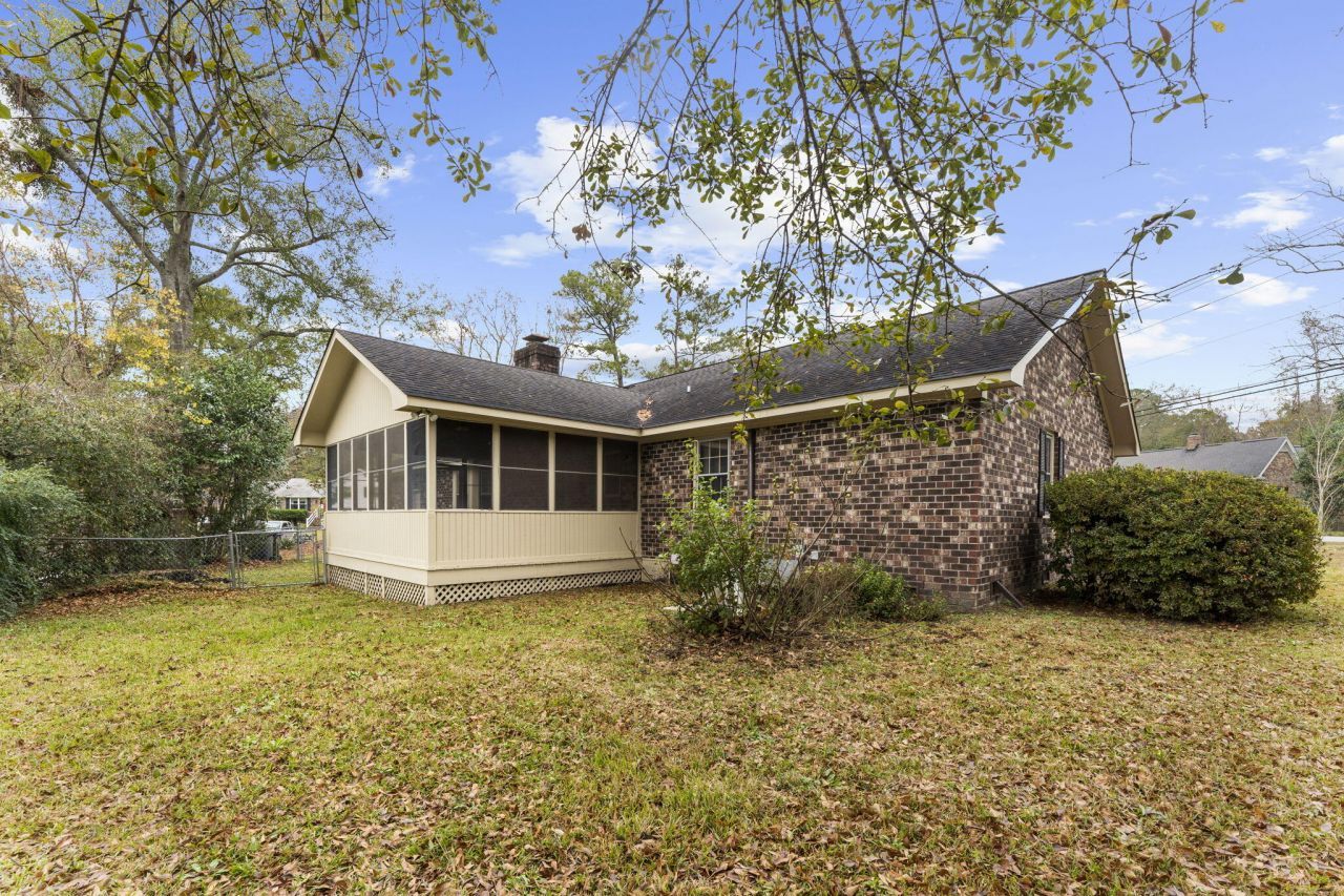 100 Flicker Lane Photo 39