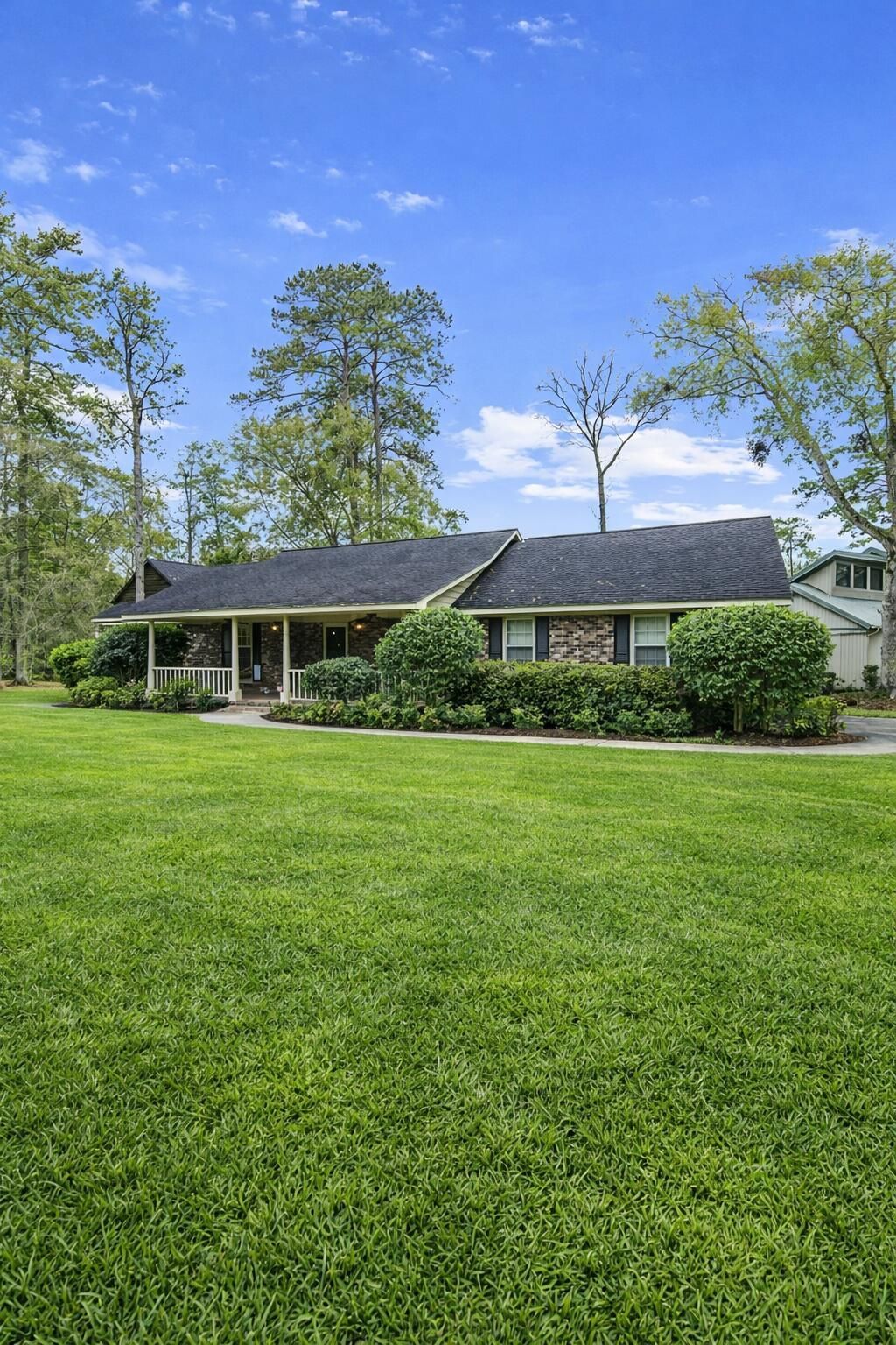 100 Flicker Lane Photo 7