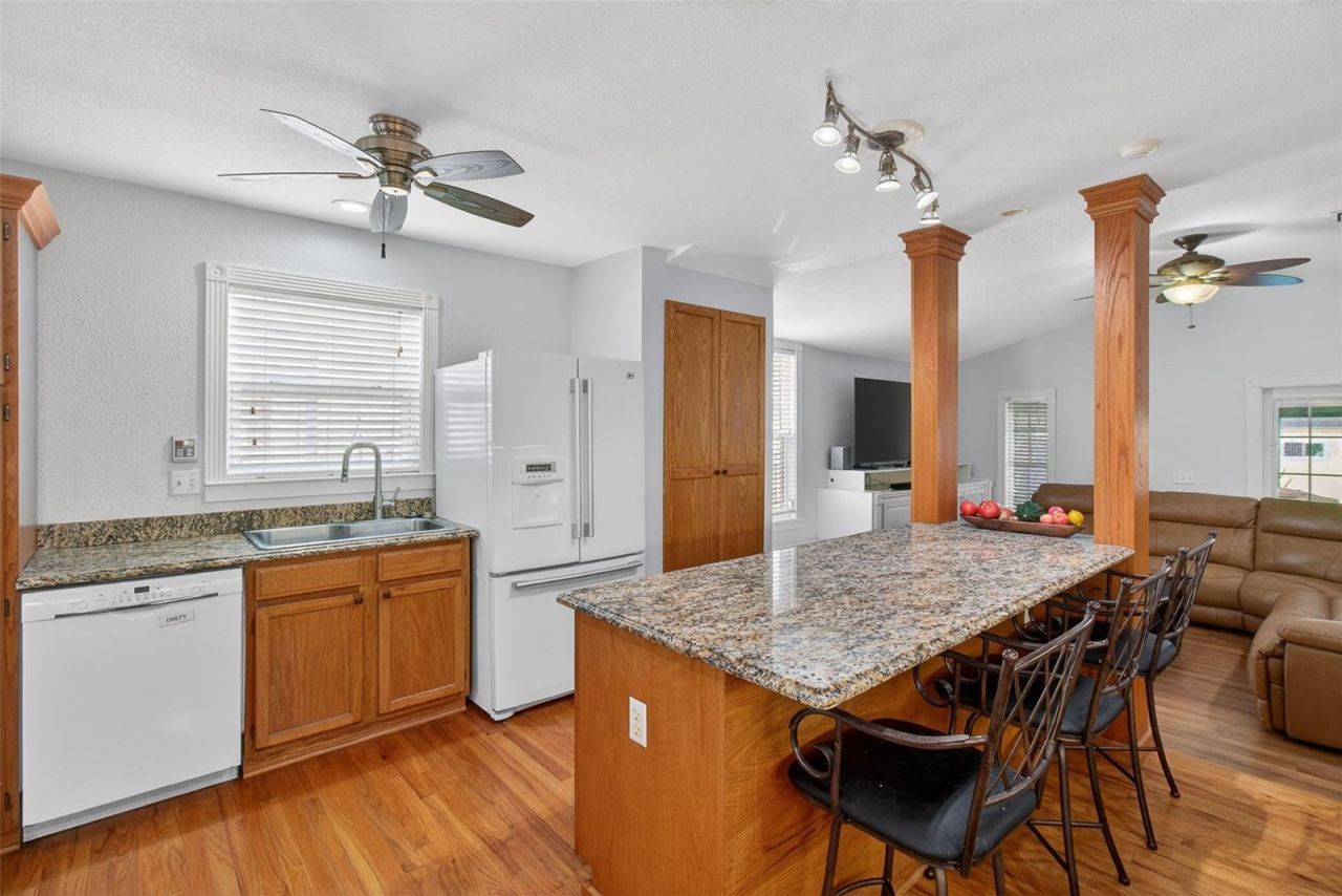 4728 13th Avenue N, Saint Petersburg, FL 33713 Photo