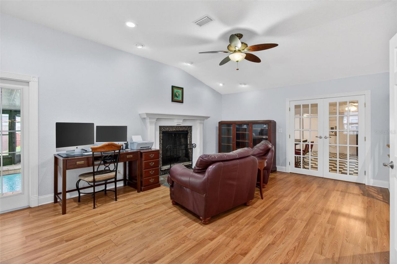 4728 13th Avenue N, Saint Petersburg, FL 33713 Photo