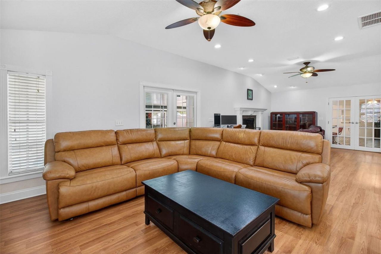 4728 13th Avenue N, Saint Petersburg, FL 33713 Photo