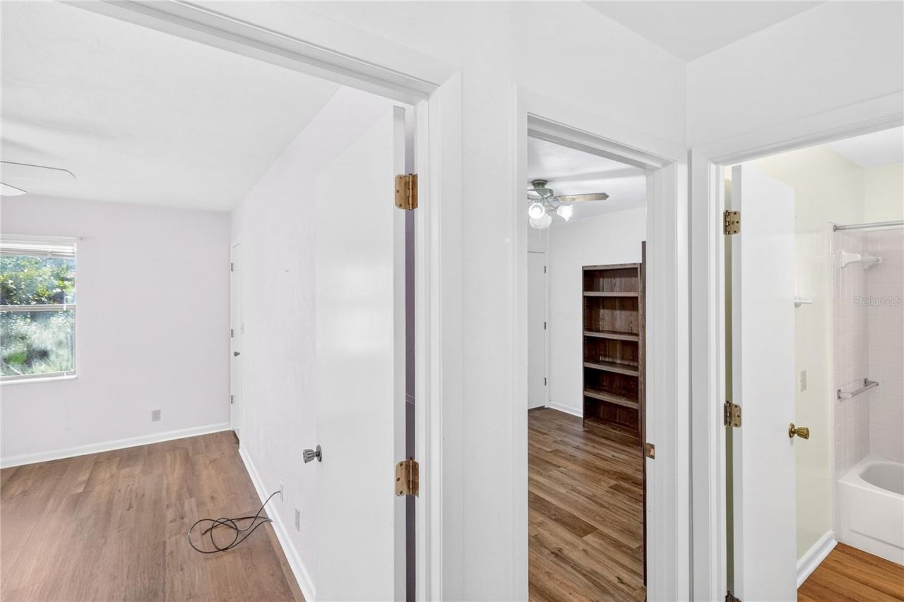 8754 NW 37th Circle, Gainesville, FL 32653 Photo