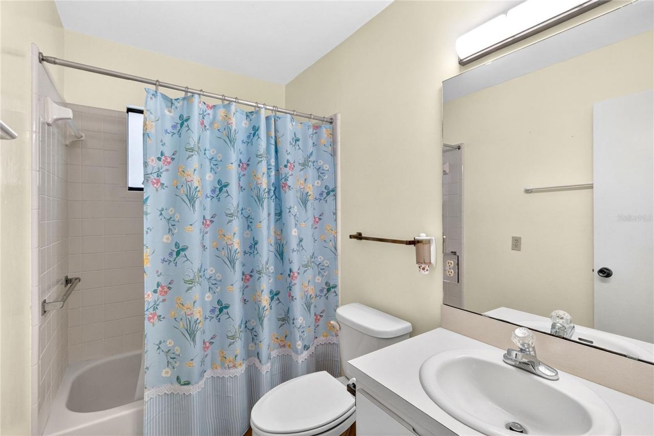 8754 NW 37th Circle, Gainesville, FL 32653 Photo