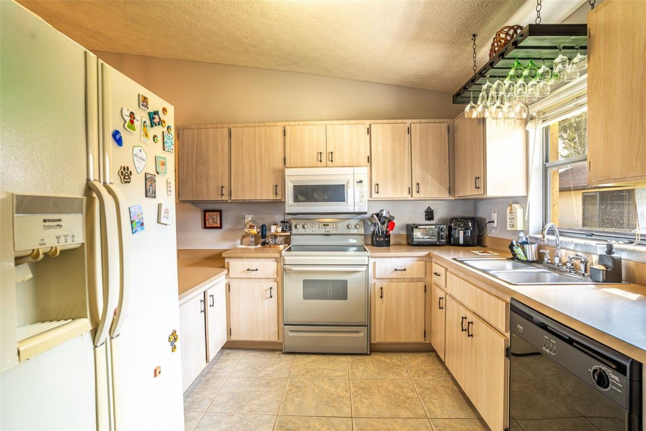 15 Charlton Drive, Unit 15, Lake Placid, FL 33852 Photo