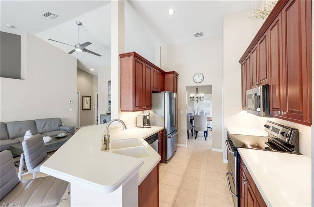 6360 Lexington Ct, Unit 201, Naples, FL 34110 Photo