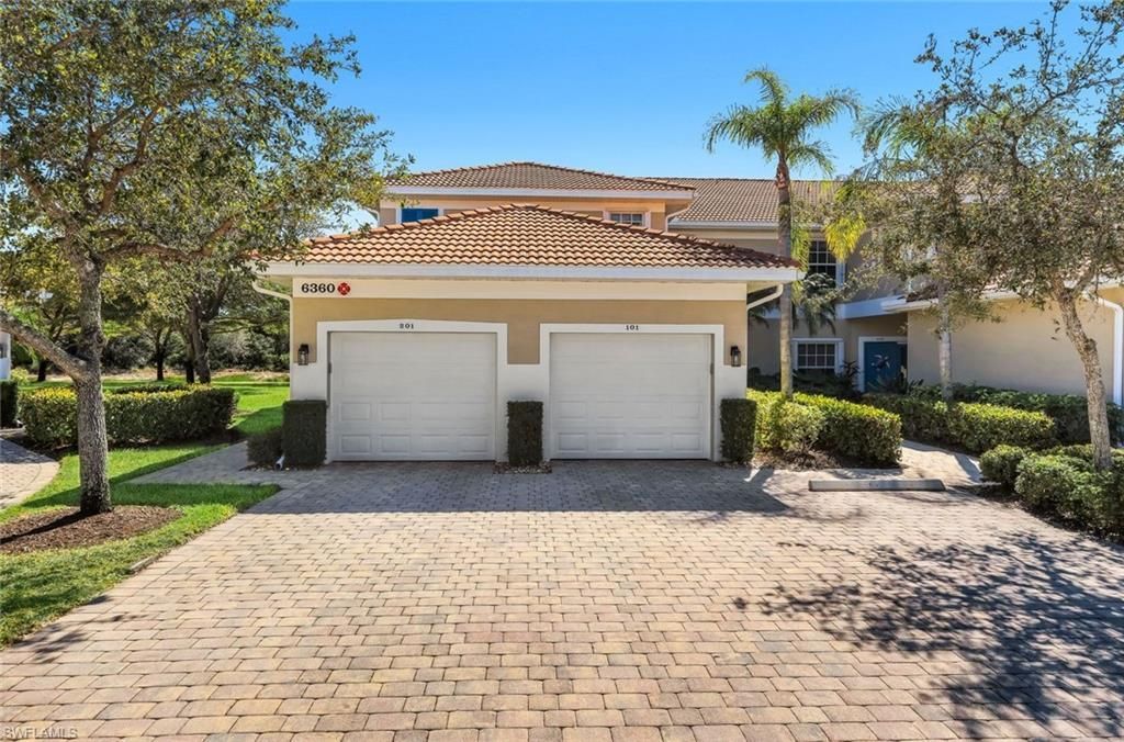 6360 Lexington Ct, Unit 201, Naples, FL 34110 Photo