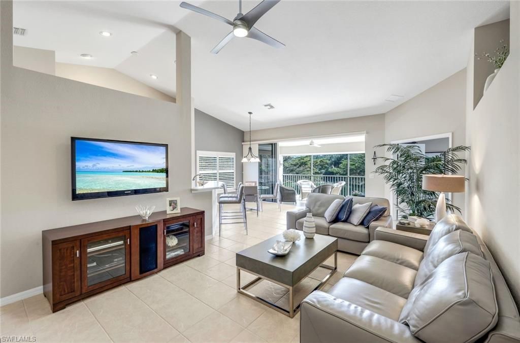 6360 Lexington Ct, Unit 201, Naples, FL 34110 Photo
