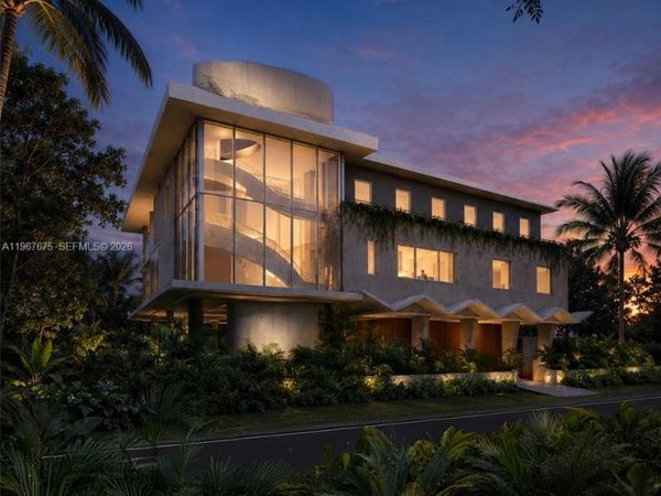 2880 Fairgreen Dr, Miami Beach, FL 33140