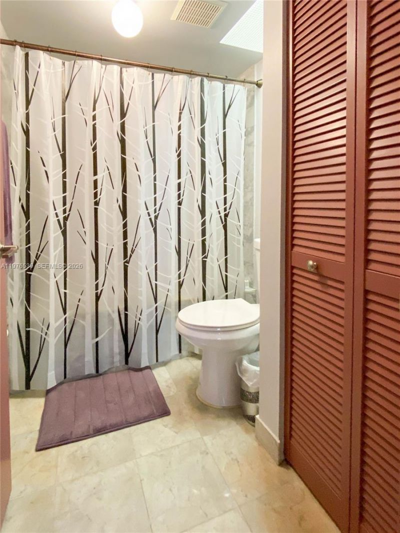 9341 Collins Ave, Unit 1204, Surfside, FL 33154 Photo