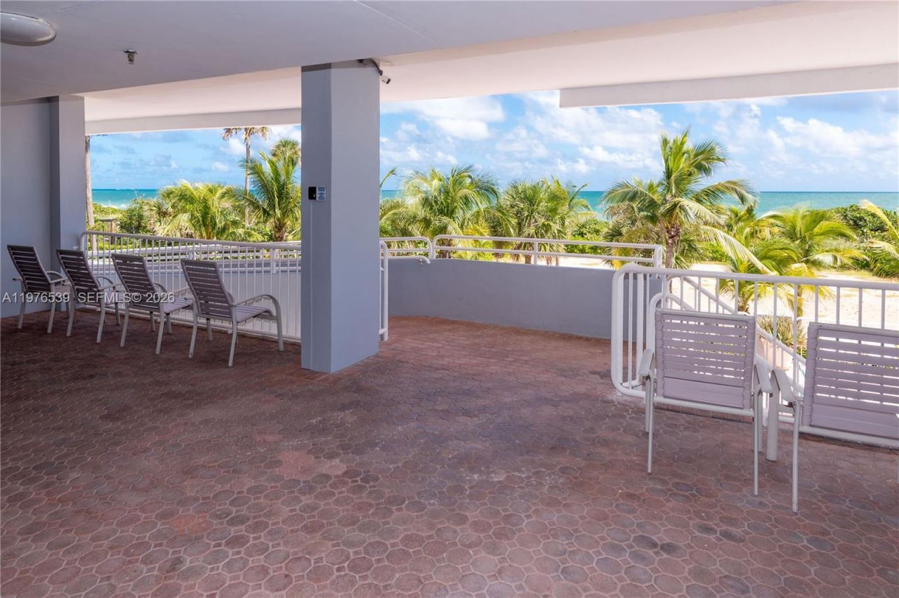 9341 Collins Ave, Unit 1204, Surfside, FL 33154 Photo