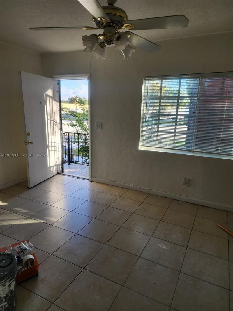 6910 NW 5th Pl, Miami, FL 33150 Photo