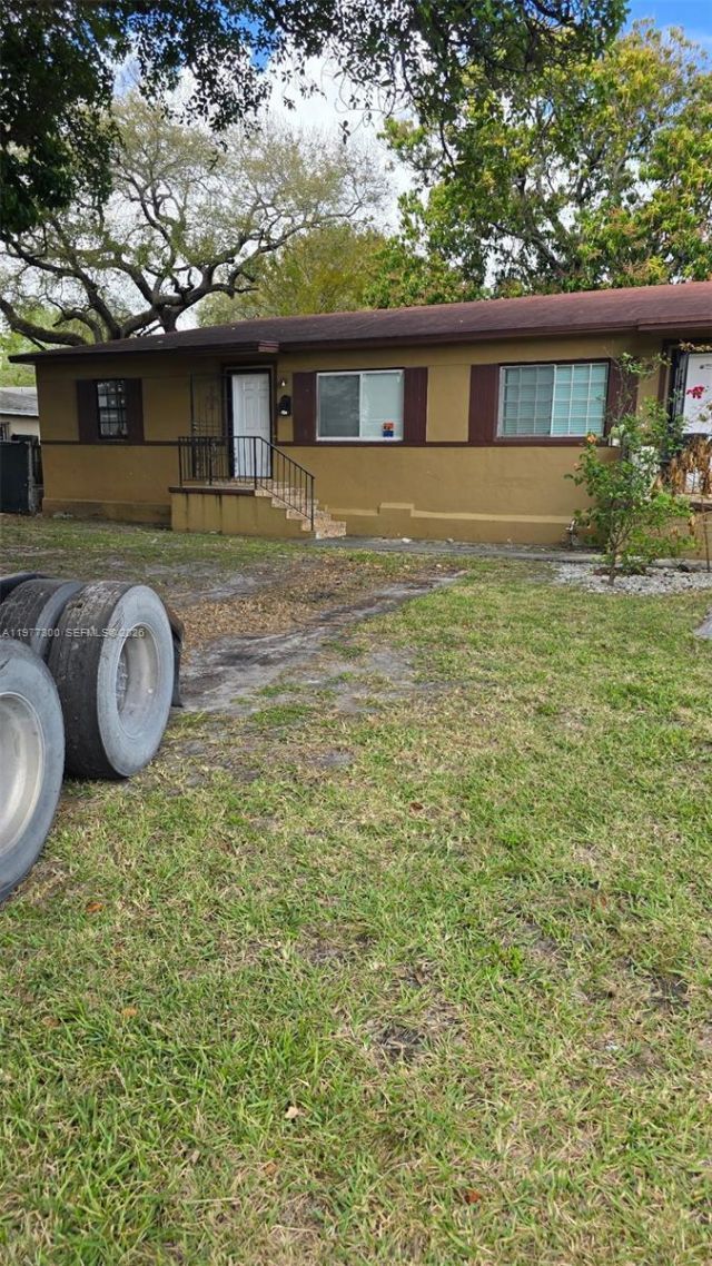 6910 NW 5th Pl , Miami, FL 33150 Photo