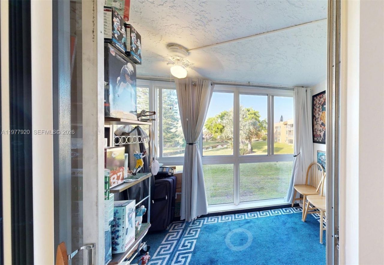 6570 Royal Palm Blvd, Unit 215J, Margate, FL 33063 Photo