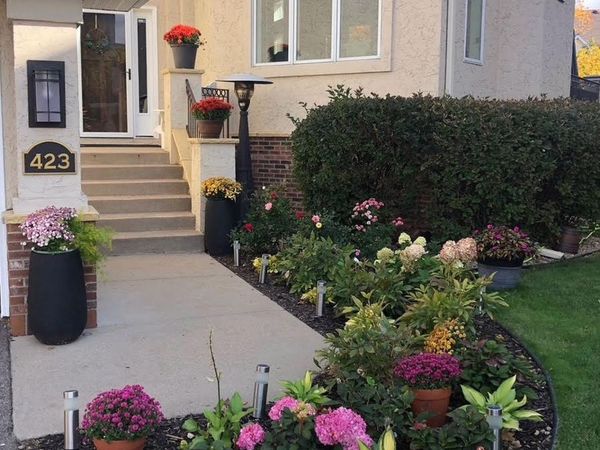 423 River Street , Minneapolis, MN 55401