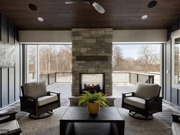 5720 57th Place N, Lake Elmo, MN 55042