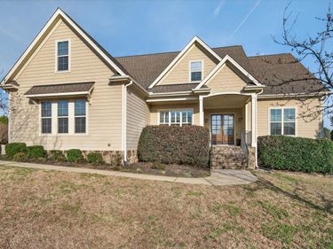 25 Westbourne Lane, Youngsville, NC 27596