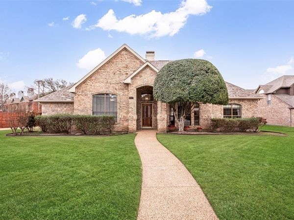 2690 Clear Springs Court, Richardson, TX 75082