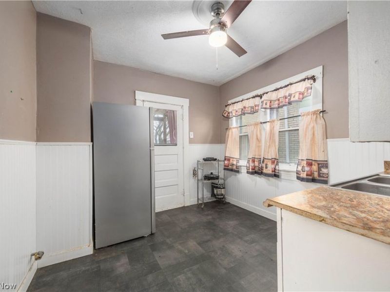 3520 Cypress Avenue, Cleveland, OH 44109 Photo 19