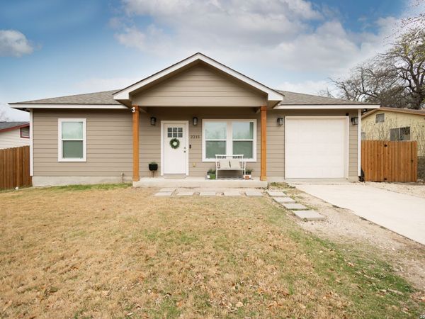 2215 Lake Louise, San Antonio, TX 78228