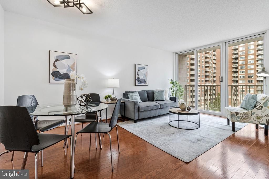 880 N Pollard Street N, Unit 703, Arlington, VA 22203 Main Photo