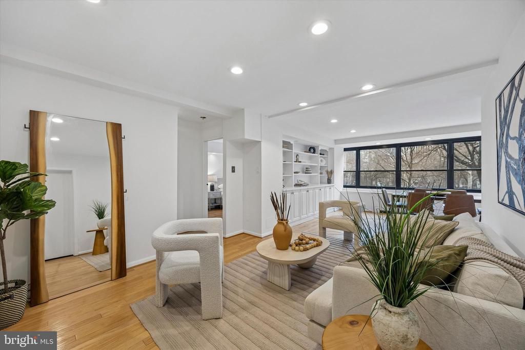 1810 Rittenhouse Square, Unit 403, Philadelphia, PA 19103 Main Photo