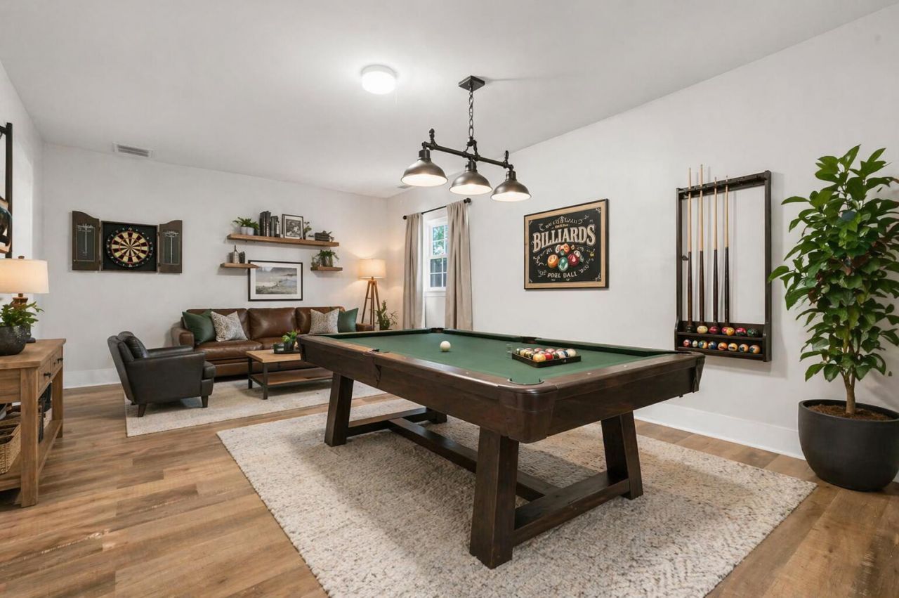 300 Logan Drive Photo 18