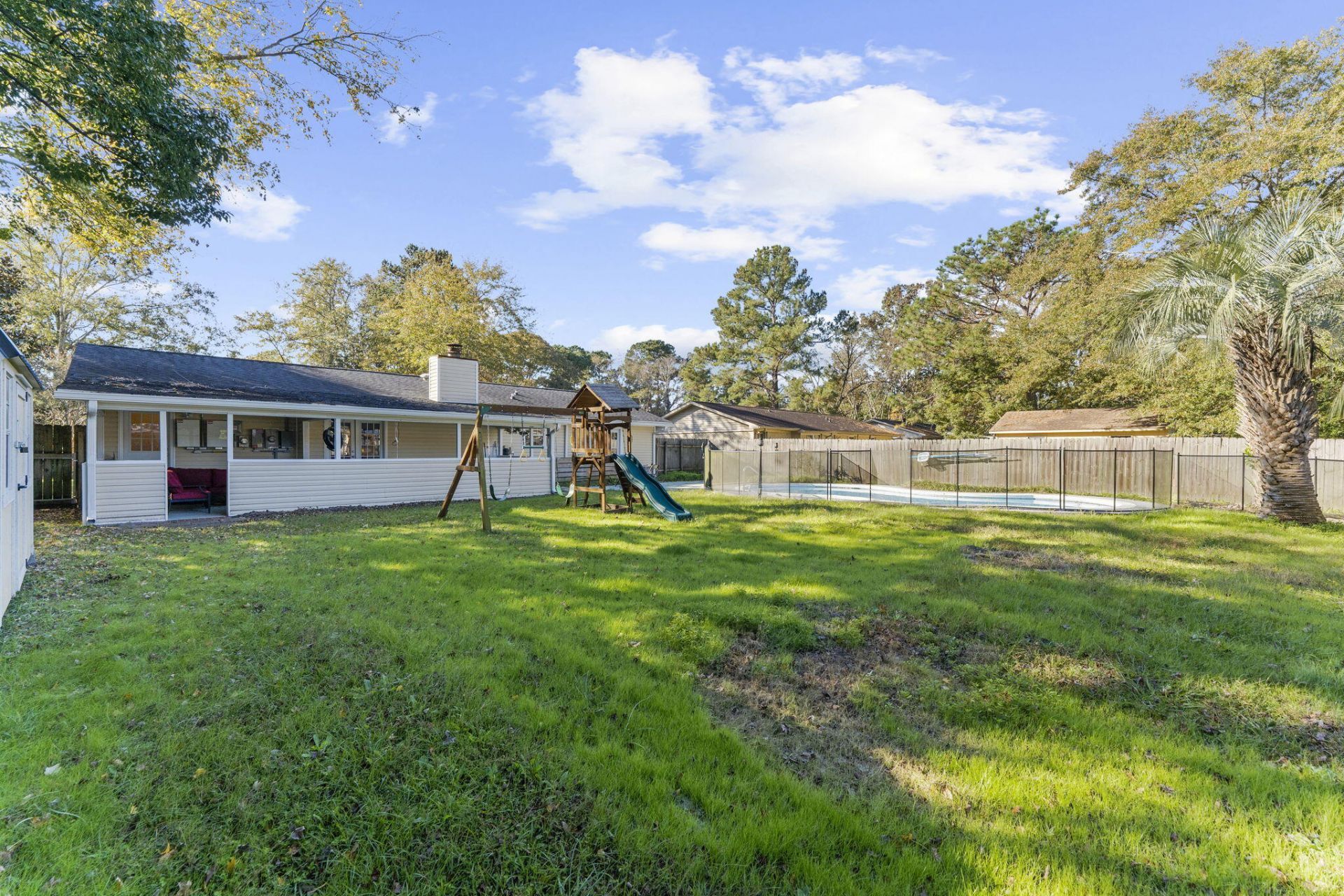 300 Logan Drive Photo 41