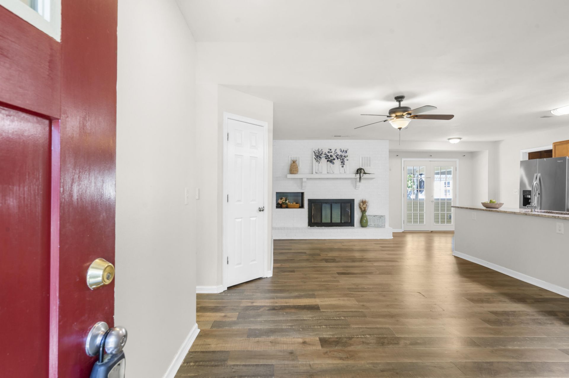 300 Logan Drive Photo 5