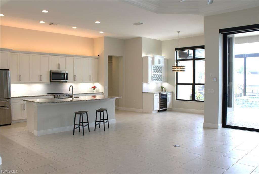 821 NW 38th Ave, Cape Coral, FL 33993 Photo