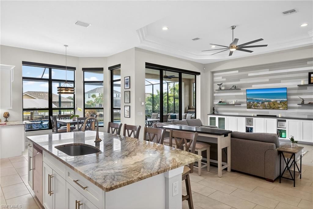 821 NW 38th Ave, Cape Coral, FL 33993 Photo