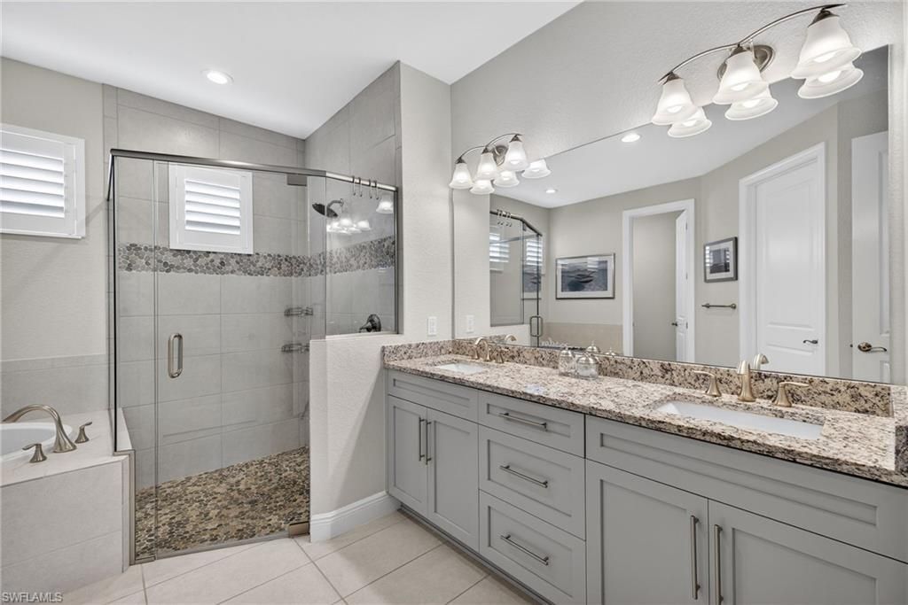 821 NW 38th Ave, Cape Coral, FL 33993 Photo