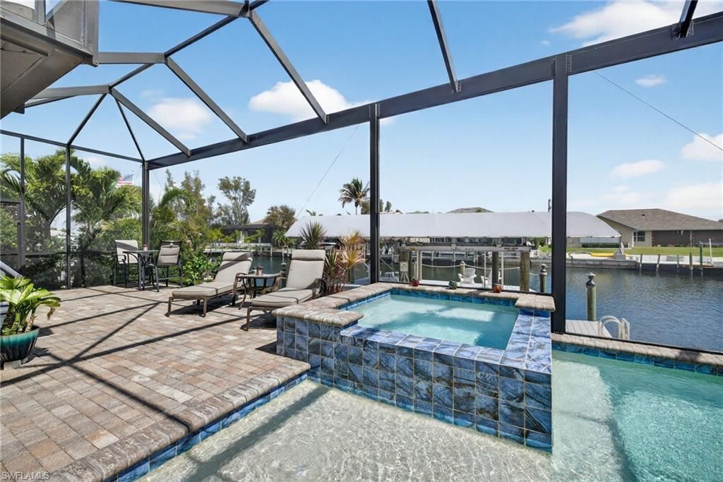 821 NW 38th Ave, Cape Coral, FL 33993 Photo