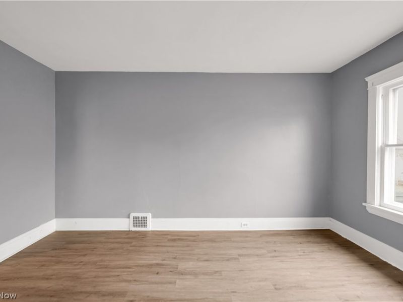 16119 Parkgrove Avenue, Unit 2, Cleveland, OH 44110 Photo 13