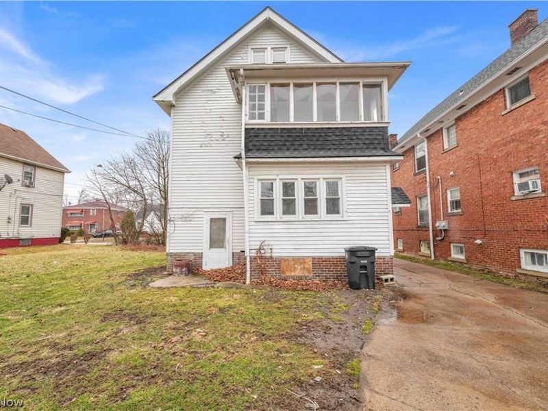 16119 Parkgrove Avenue, Unit 2, Cleveland, OH 44110 Photo 18