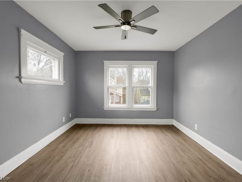 16119 Parkgrove Avenue, Unit 2, Cleveland, OH 44110 Photo 9