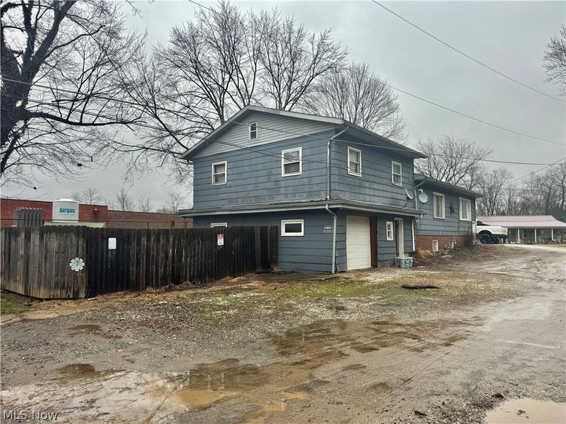 405 Gween Drive, Malvern, OH 44644 Photo 9