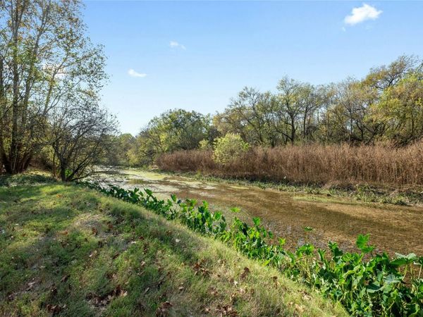 2004 Caldwell LN, Del Valle, TX 78617