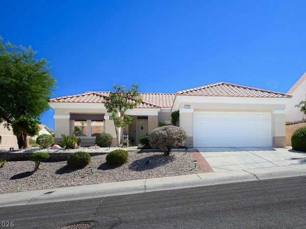 10409 Longwood Drive, Las Vegas, NV 89134