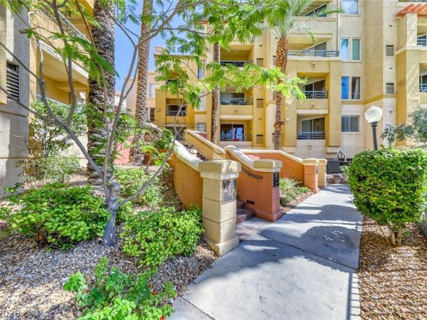 210 E Flamingo Road , Unit 110, Las Vegas, NV 89169