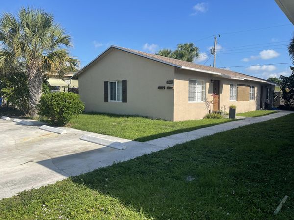 940 W 36th Street, Unit 1, Riviera Beach, FL 33404