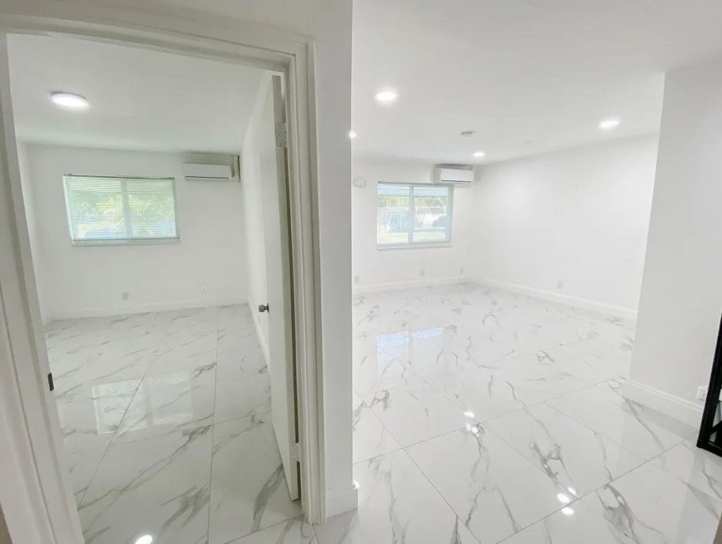 2308 NW 3rd Avenue, Unit 2, Wilton Manors, FL 33311 Photo