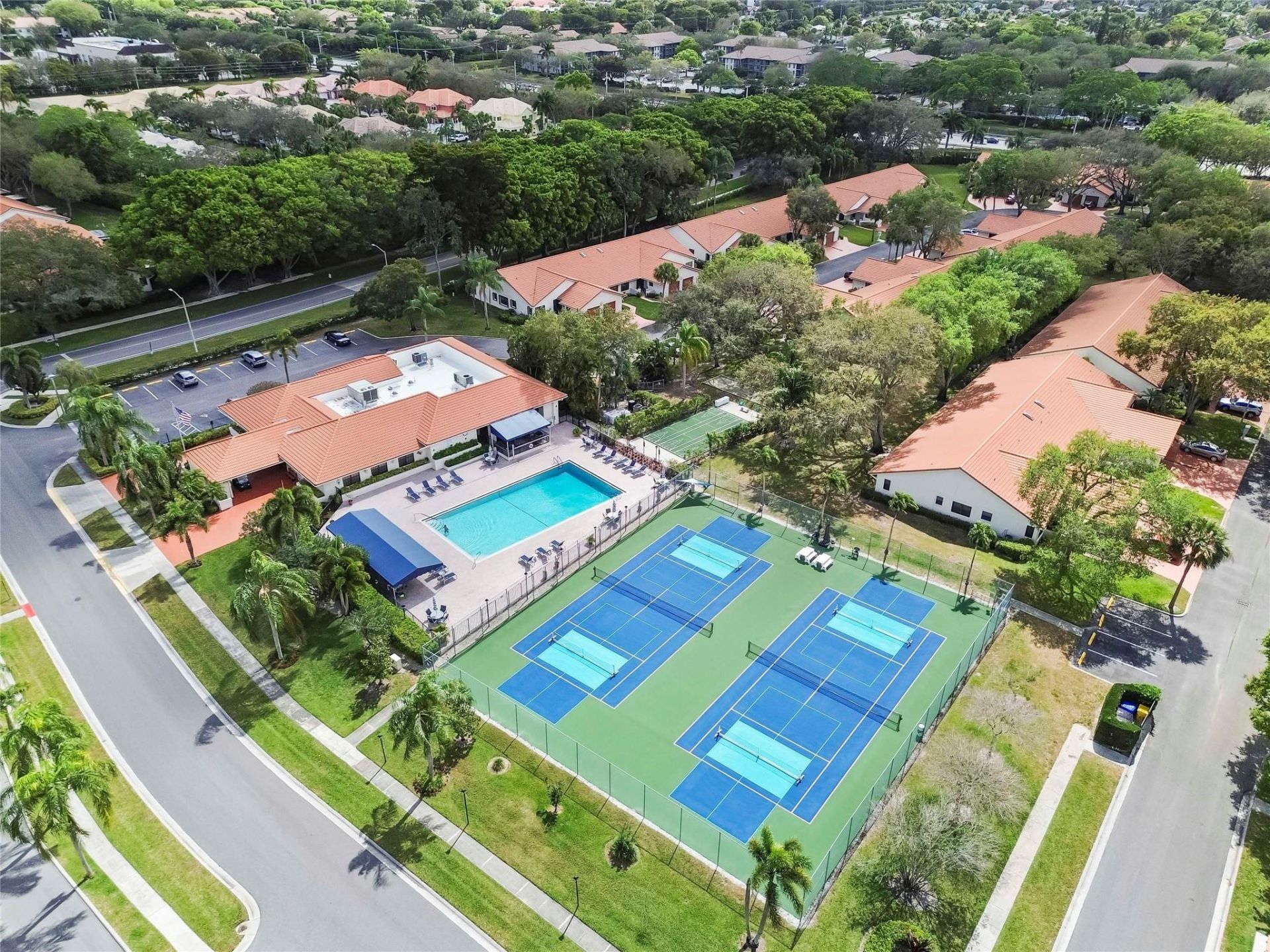 9716 Sills Drive, Unit 103, Boynton Beach, FL 33437 Photo