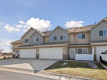 1102 Wheat Street NW, New Prague, MN 56071