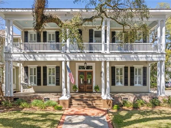 1900 Old Government Street, Mobile, AL 36606