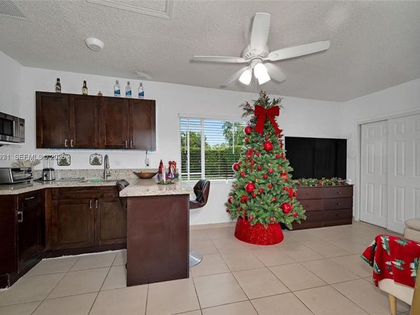 7420 SW 31st St , Unit 2, Miami, FL 33155