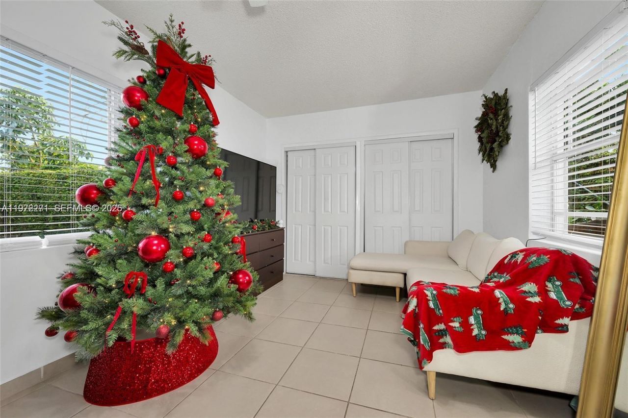 7420 SW 31st St, Unit 2, Miami, FL 33155 Photo