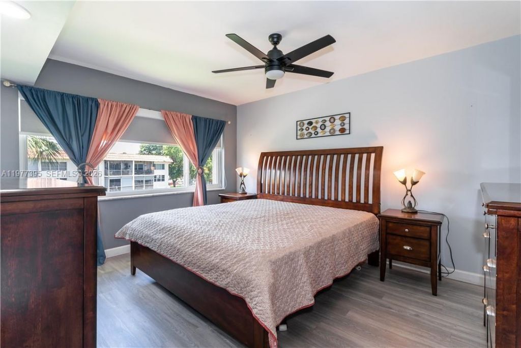 681 S Hollybrook Dr , Unit 305, Pembroke Pines, FL 33025 Photo