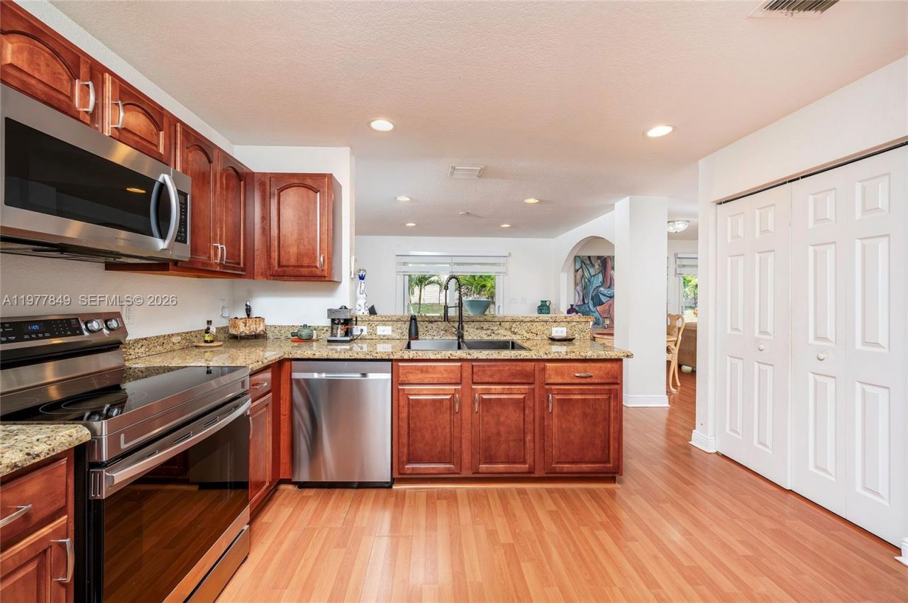 13391 SW 42nd St , Miramar, FL 33027 Photo